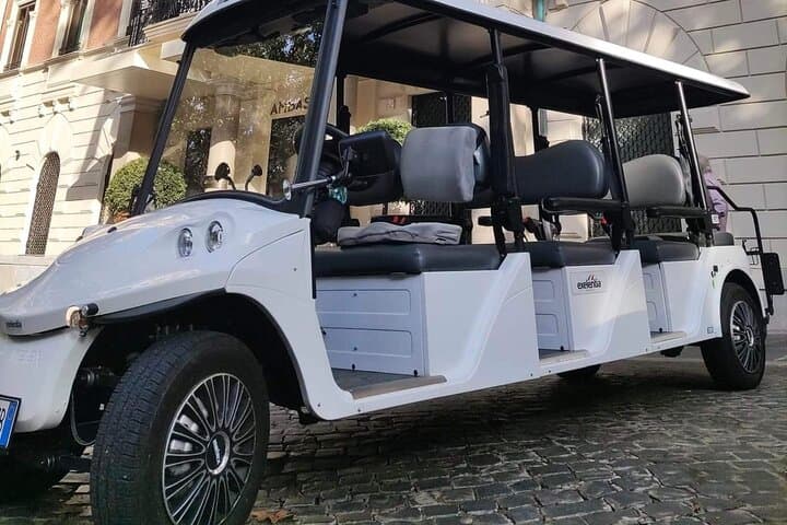 Historic Golf Cart Tour of Rome: Cruise Colosseum, Pantheon & Hidden Vistas photo 3