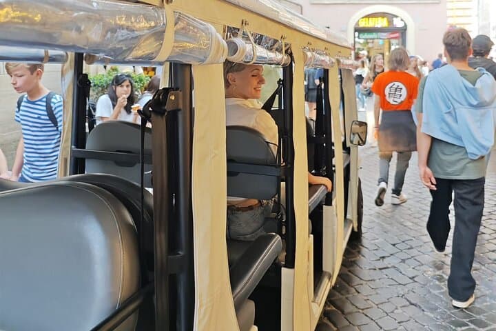 Historic Golf Cart Tour of Rome: Cruise Colosseum, Pantheon & Hidden Vistas