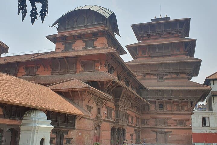 Essence of Nepal: 7-Day Kathmandu, Pokhara & Chitwan Hike and Culture Tour photo 6