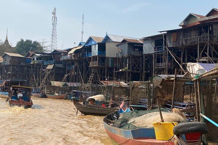2-Day Private Angkor Wat & Kampong Phluk Tour — Sunrise Temples and Tonlé Sap Floating Village