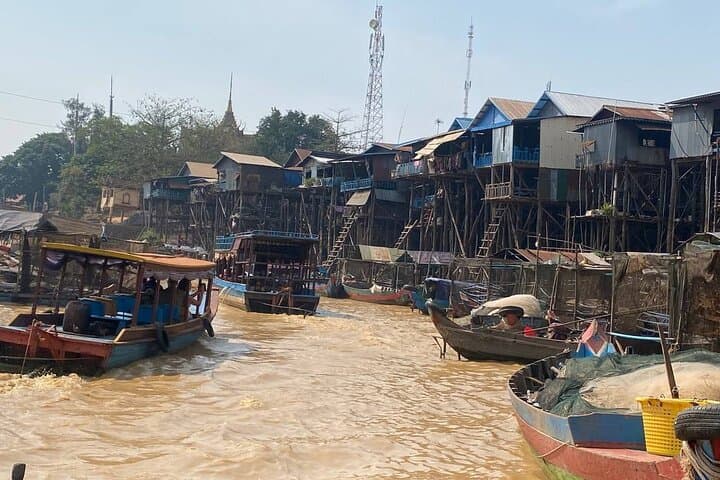 2-Day Private Angkor Wat & Kampong Phluk Tour — Sunrise Temples and Tonlé Sap Floating Village photo 4