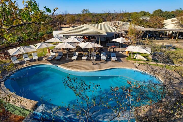 Victoria Falls & Chobe: 4-Night Safari and Falls Adventure photo 3