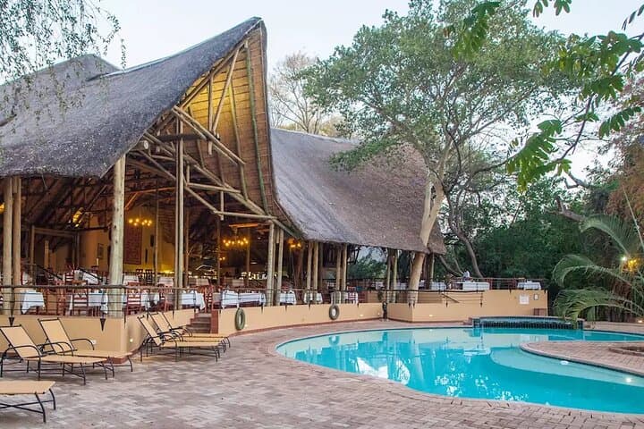 Victoria Falls & Chobe: 4-Night Safari and Falls Adventure photo 6