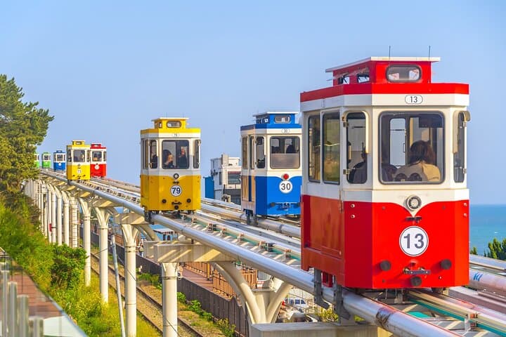 10-Day Discover Korea: Jeju Volcanics, Busan Coast & Seoul Culture photo 4