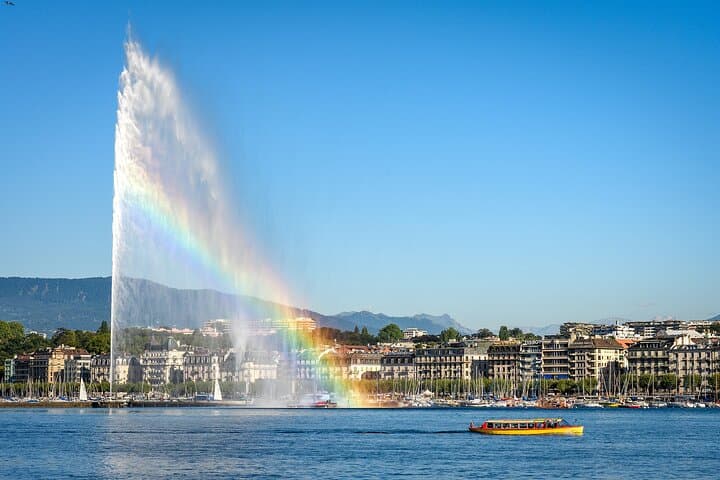 Secrets of Geneva's Jet d'Eau: Waterfront Walk, Local Legends & Apéritif Cruise photo 5