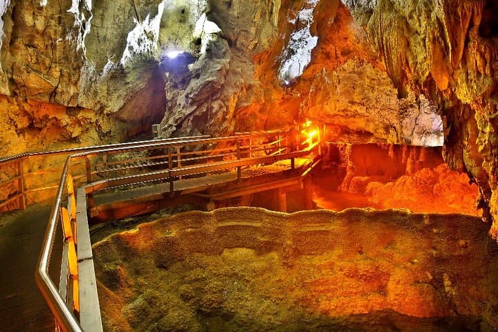 Two-Day-Kalavryta-Private-Tour-Odontotos-Railway-and-Cave-of-the-Lakes photo 3