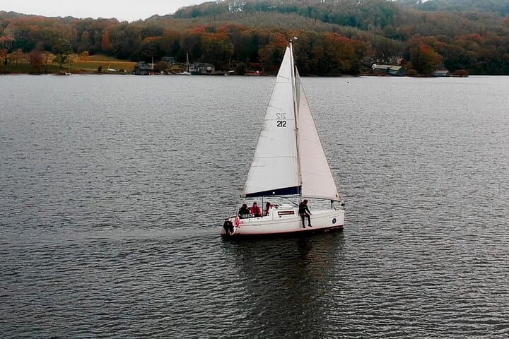 Private Half-Day Sailing on Lake Windermere — Skippered Jeanneau Yacht Experience photo 4
