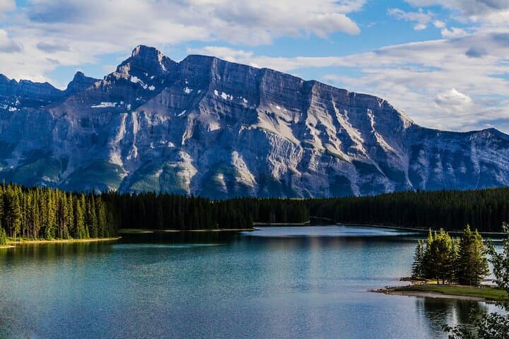 Banff Private Guided Nature Walk — 2-Hour Personalized Hike in the Canadian Rockies photo 4
