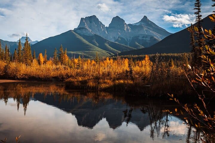 Canmore Sunset Walking Tour: Evening Nature Walk & Photo Vantages photo 4