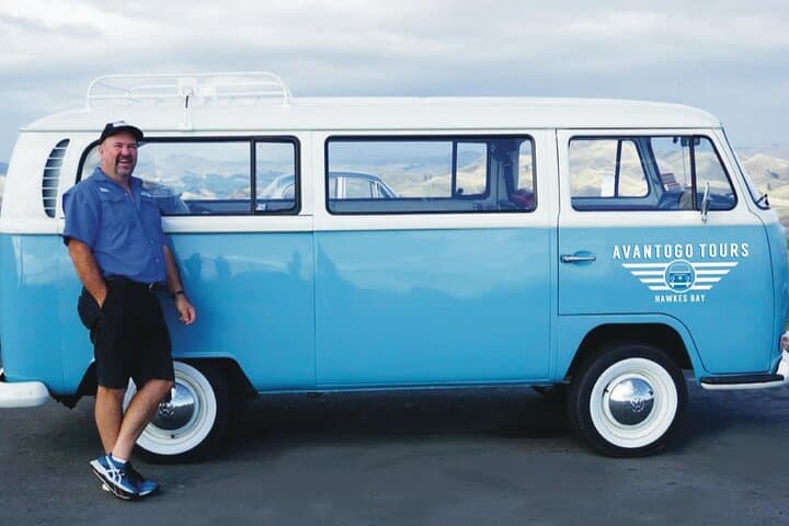 Hawke's Bay Wine Tour from Napier — Retro Kombi Tastings & Vineyard Cheese photo 2