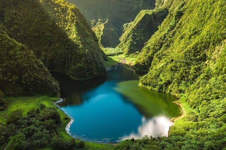 4x4 Safari in Tahiti's Papenoo Valley: Waterfalls, Caldera & Coastal Views photo 6