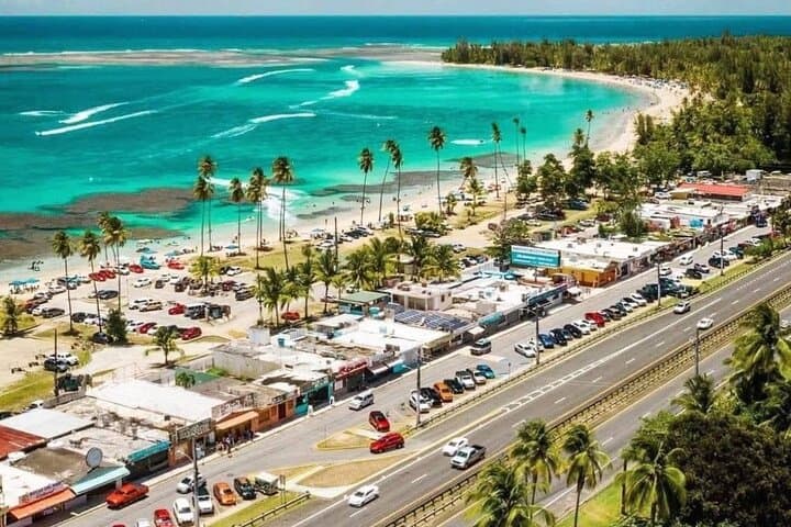 Luquillo Beach & Kiosks: Half-Day Beach and Food Experience Near El Yunque