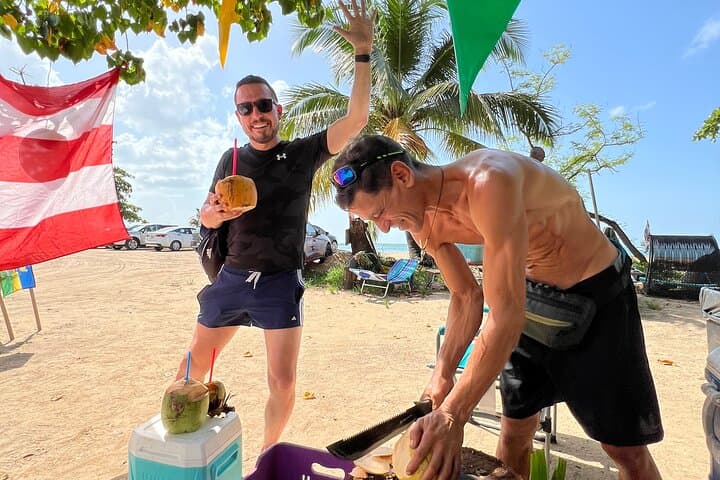 Luquillo Beach & Kiosks: Half-Day Beach and Food Experience Near El Yunque photo 5