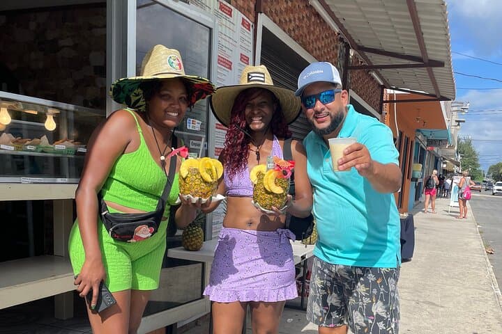 Luquillo Beach & Kiosks: Half-Day Beach and Food Experience Near El Yunque photo 6