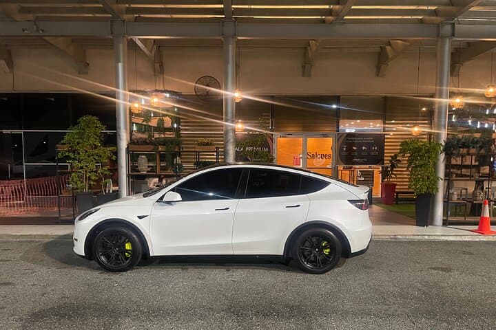Punta Cana to Santo Domingo: Tesla Transfer — Fast, Quiet & Eco-Friendly photo 2