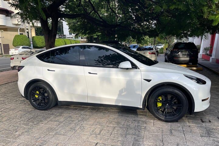 Punta Cana to Santo Domingo: Tesla Transfer — Fast, Quiet & Eco-Friendly photo 5