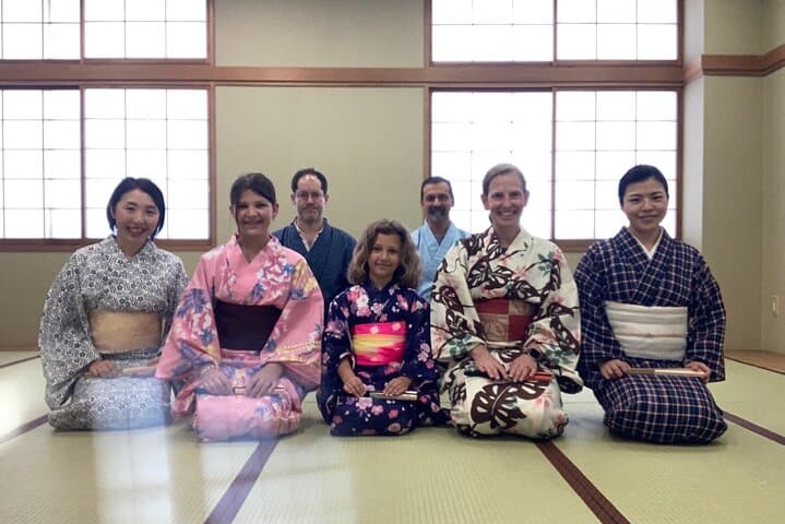 Tokyo Yukata Dance: Private Japanese Classic Dance Lesson
