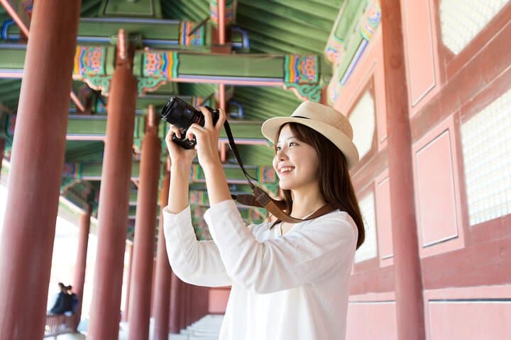 Seoul Layover Private Tour: Hanbok, Palaces, Namsan & Local Eats photo 5