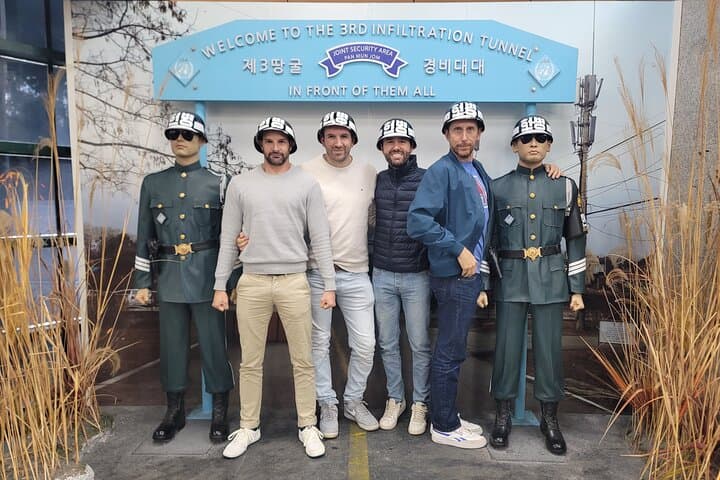 Full-Day Layover Private DMZ Tour from Incheon: Custom Seoul Highlights & DMZ Visit photo 4