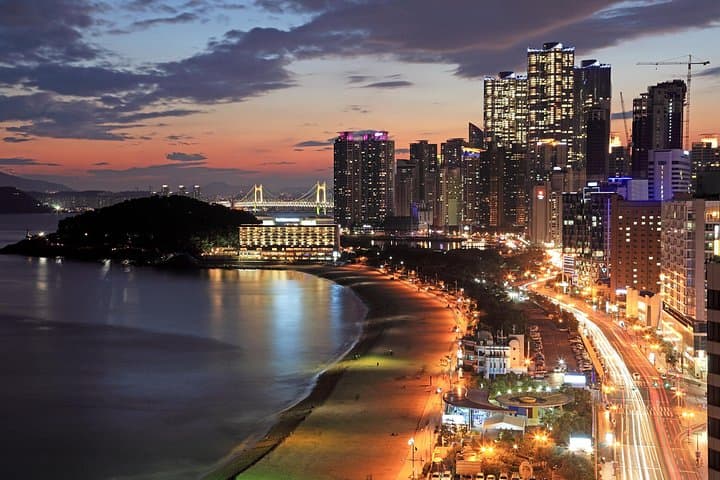 Busan Night Views: Gwangalli, Marine City & Hwangnyeongsan Small-Group Tour photo 4
