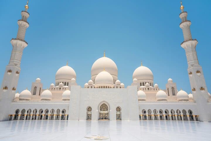 Abu Dhabi Private Day Trip From Dubai: Grand Mosque, Corniche & Cultural Highlights photo 6