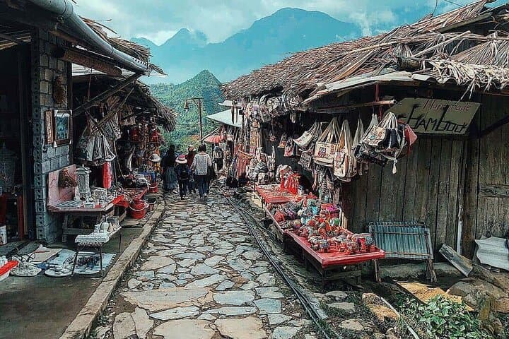 Half-Day Cat Cat Village Trek: Sapa's Black Hmong Valley Walk photo 6