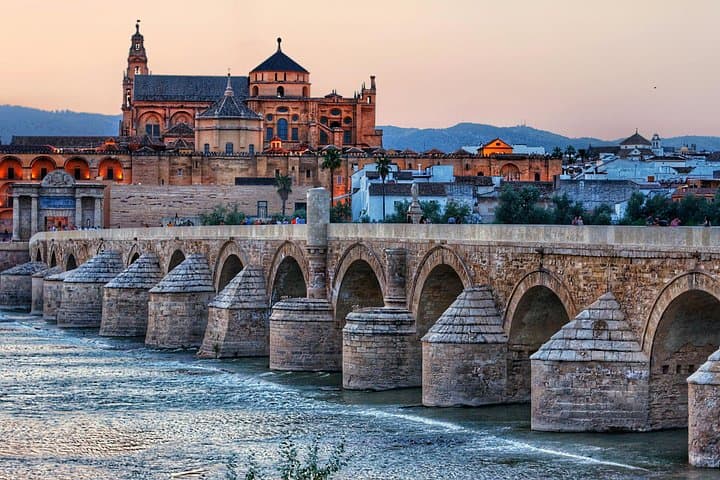 Full-Day Córdoba Private Tour with Free Photoshoot — Mosque-Cathedral, Alcázar & Patios