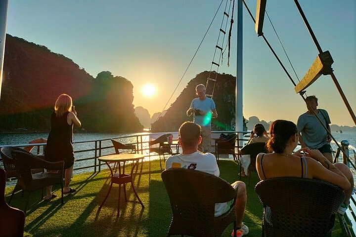 Half-Day Halong Bay Cruise: 4-Hour Shore Excursion from Tuan Chau photo 4