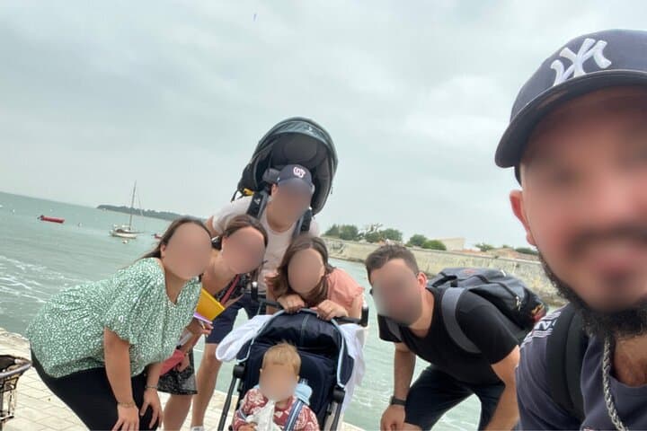 Island Escape Game on Ile d'Aix: Outdoor Puzzle Quest by the Sea photo 2