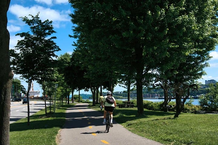 Explore Québec City by Bike: 4-Hour Rental with Autoguided Routes photo 3