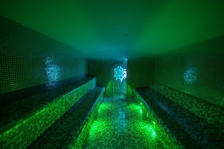 Bania Thermal Baths: Full-Access Thermal Pools & Private Transfer from Krakow photo 4