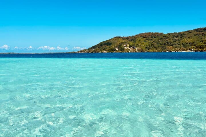Bora Bora Complete Lagoon Tour — 2-Hour Boat Cruise with Matira Beach Visit photo 2