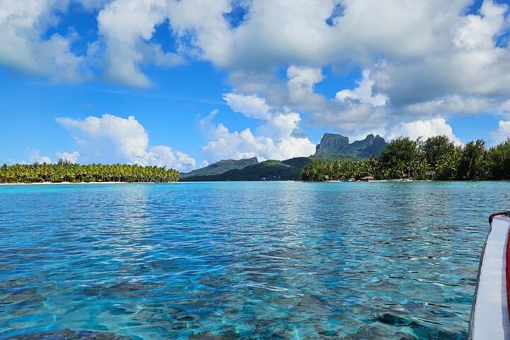 Bora Bora Complete Lagoon Tour — 2-Hour Boat Cruise with Matira Beach Visit photo 3