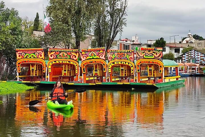 Xochimilco Canals Sunrise Kayak & Trajinera Tour with Cuicuilco Pyramid Visit