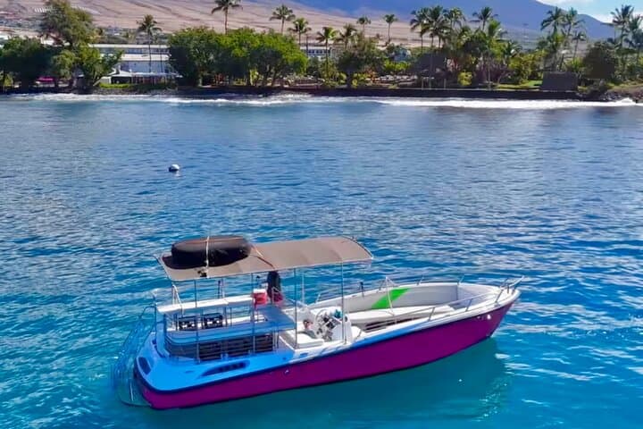Lanai Snorkel and Dolphin Quest from Maui — Small-Boat Snorkel Tour photo 2