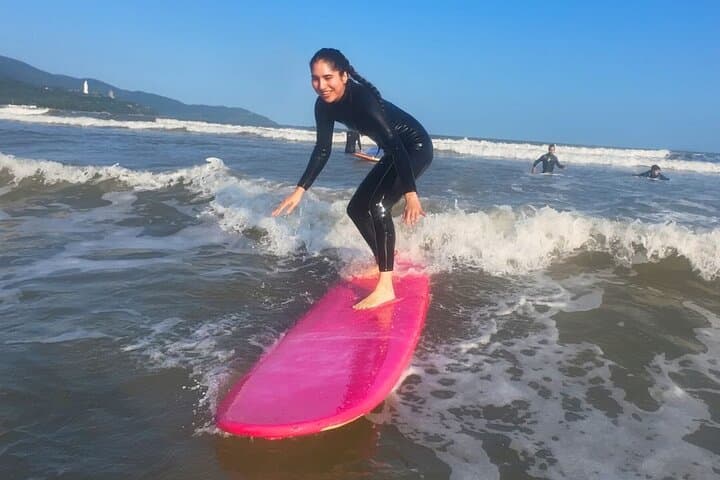 Master the Waves with Surf Lessons in Da Nang photo 4