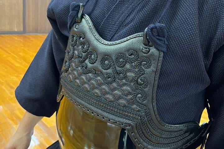 Kendo Swordsmanship Class in Osaka — Beginner Samurai Experience photo 5
