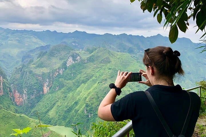 Ha Giang Loop 3-Day Adventure: Dong Van, Ma Pi Leng & Hmong Highlands