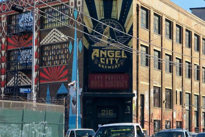 Bike the Arts District: Los Angeles Murals, Galleries & Little Tokyo Tour photo 5