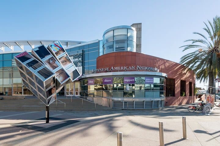 Bike the Arts District: Los Angeles Murals, Galleries & Little Tokyo Tour photo 2