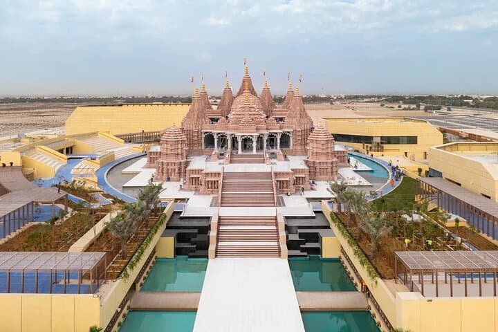 Abu Dhabi Sightseeing Tour & Desert Adventure with BAPS Hindu Mandir Visit