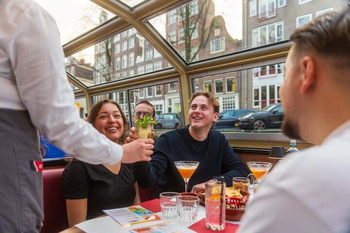 Amsterdam Evening Cocktail Canal Cruise: 75-Minute Cocktail Tour & Snacks