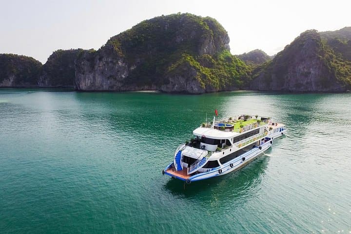 La Casta Luxury Cruise: Halong Bay Best Day Tour from Hanoi photo 3