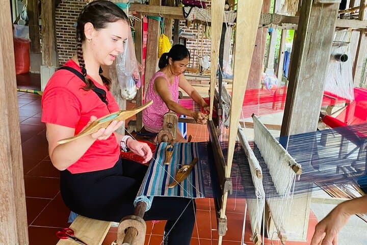 Luxury Mai Chau Day Trip from Hanoi — Biking, Mo Luong Cave & Thai Village Culture photo 3