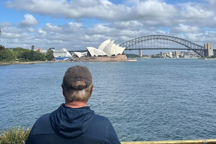 Private Sydney Sightseeing Tour: Coastal Views, Botanic Gardens & Hidden Harbours photo 2