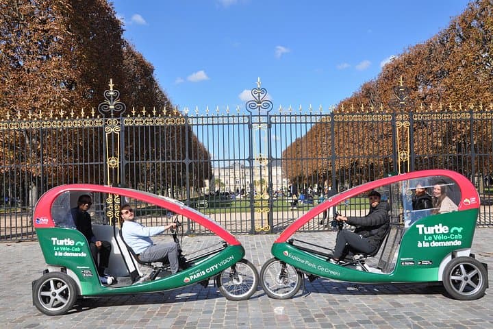 Private Pedicab Tour in Saint-Germain: Rickshaw Bike through Paris' Latin Quarter photo 3