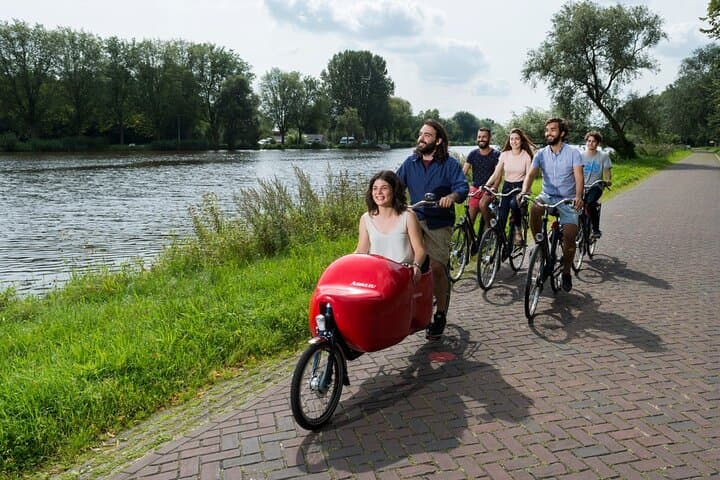 Private Amsterdam Bike Tour — Customize Your City Cycling Adventure photo 3