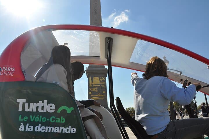 Pedicab Through Paris: Private Napoléon Rickshaw Tour from Place de la Concorde photo 5