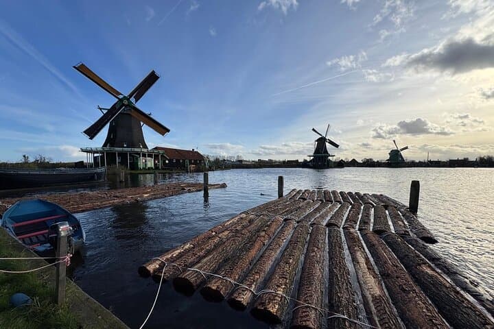 Zaanse Schans and Volendam Private Tour: Windmills, Cheese & Clogs from Amsterdam photo 5