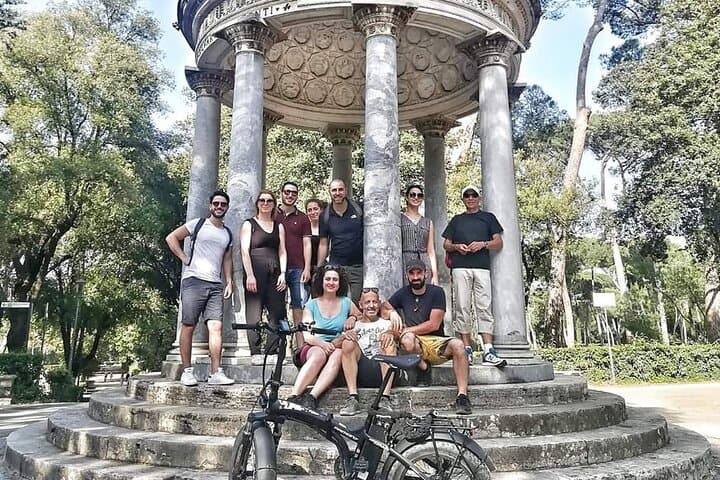 Pedal Rome: 4-Hour Bike Rental with Circus Maximus AR Experience photo 4